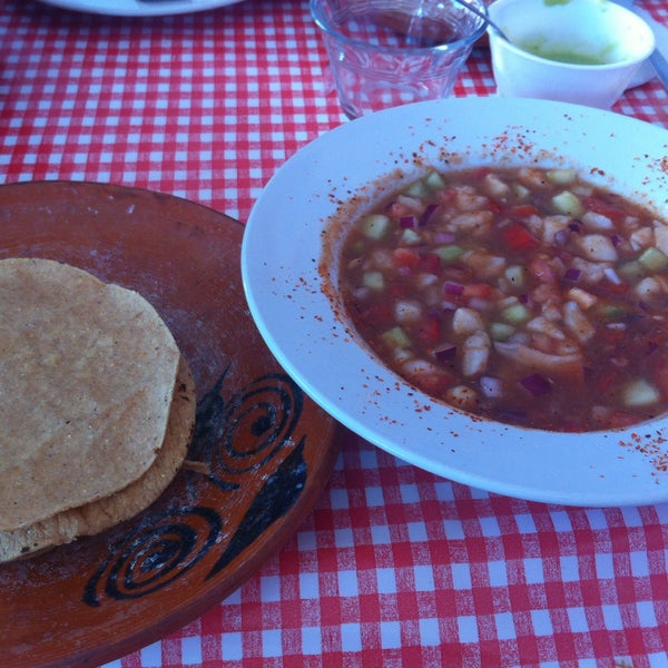 1/21/2015 tarihinde Danissa P.ziyaretçi tarafından El Cevichazo'de çekilen fotoğraf