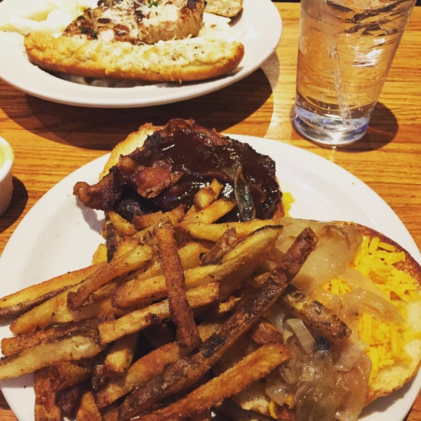 Rafferty's Restaurant & Bar Jackson, TN