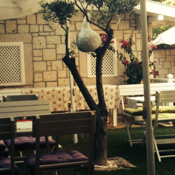 Foto diambil di Villamer Otel oleh Şermin pada 8/18/2014