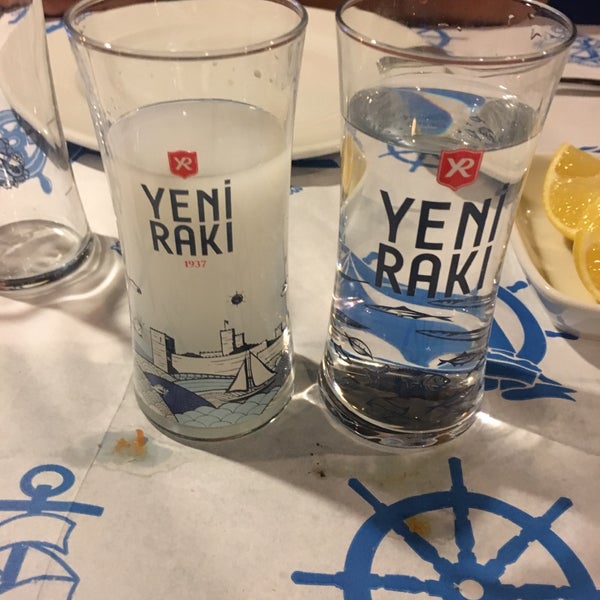 Das Foto wurde bei ÇimÇim Restaurant von Murat Ç. am 11/1/2016 aufgenommen