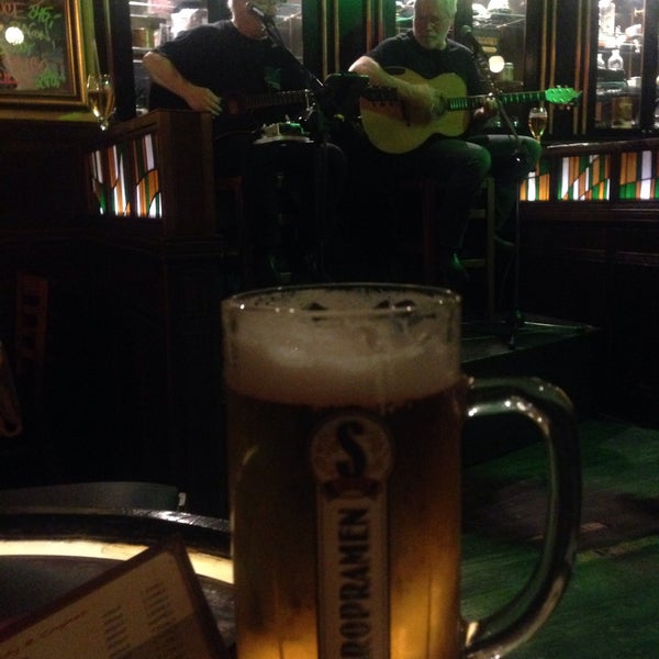 6/22/2015에 💋님이 Caffrey&#39;s Irish Bar에서 찍은 사진