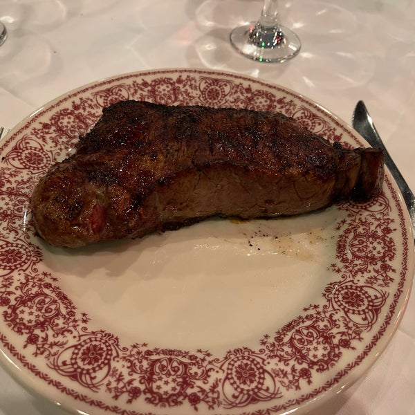 Foto scattata a Sparks Steak House da Nick C. il 11/20/2022
