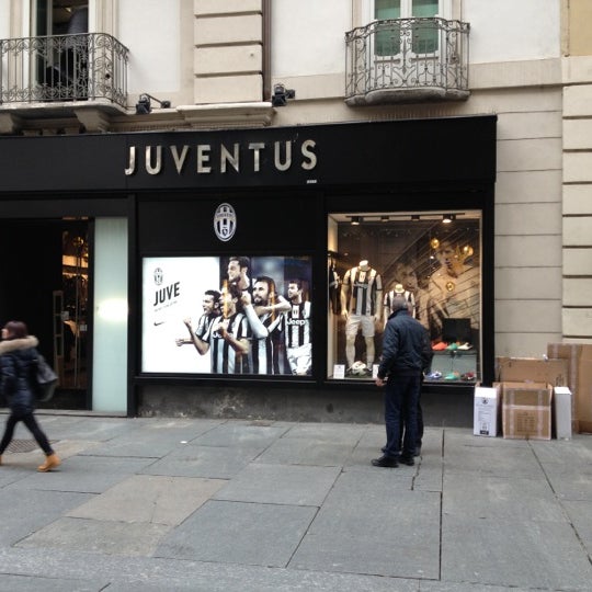 delicatesse toevoegen aan nicht Juventus Store - Centro - 11 tips from 728 visitors