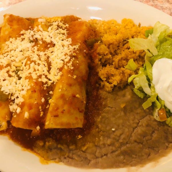 Das Foto wurde bei Los Barrios Mexican Restaurant von Stan K. am 6/24/2021 aufgenommen