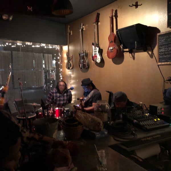 Foto diambil di Bar Chord oleh Stan K. pada 4/21/2019