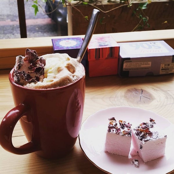 The Marshmallow Lady Broughton 14 Rodney street