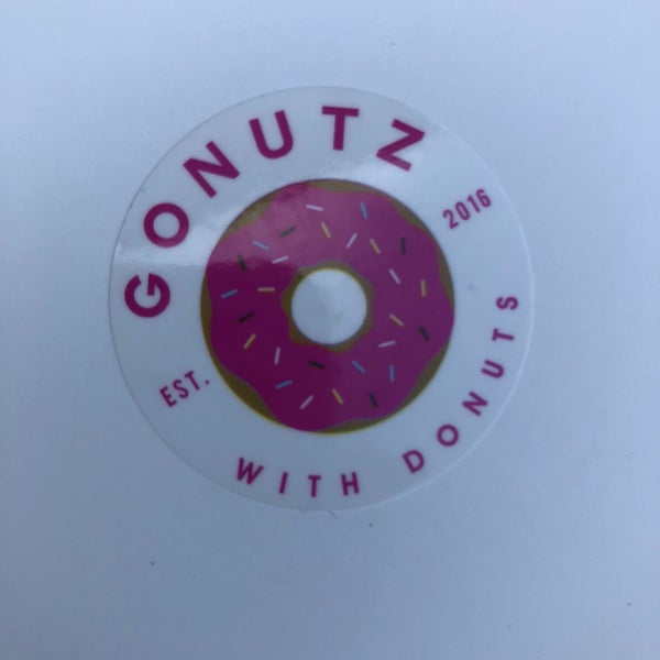 Снимок сделан в Gonutz with Donuts пользователем Raymond 7/22/2018
