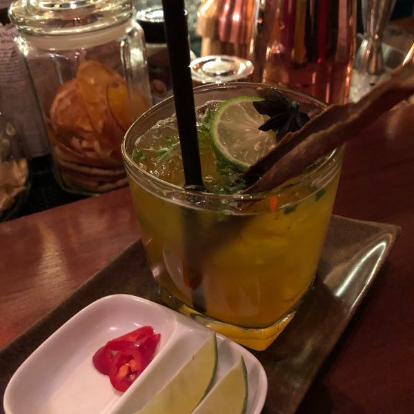 Amazing cocktails - best I’ve had in Hanoi 🖤🖤