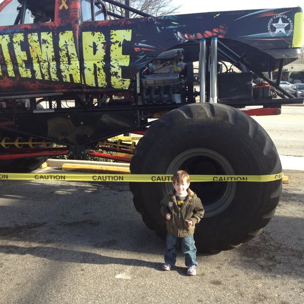 Firestone Complete Auto Care 49 East Antrim Drive