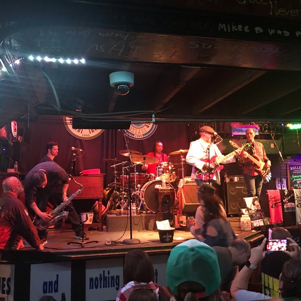Photo taken at Bourbon Street Blues and Boogie Bar by MC B. on 3/25/2019
