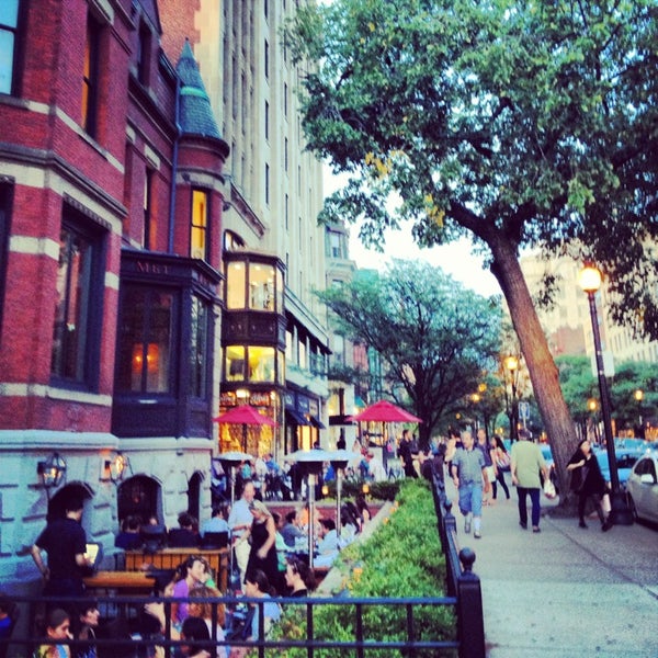 MET Back Bay New American Restaurant in Back Bay East