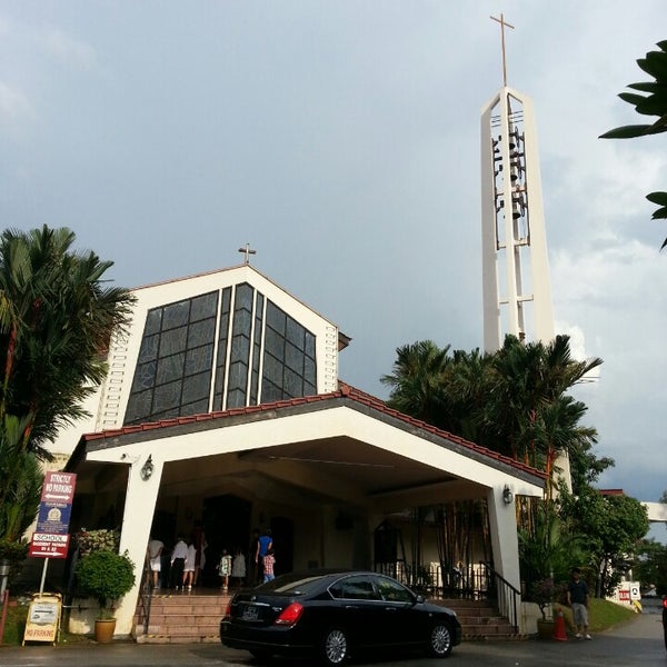 6/2/2013 tarihinde Debbie L.ziyaretçi tarafından Catholic Church of St. Francis Xavier'de çekilen fotoğraf