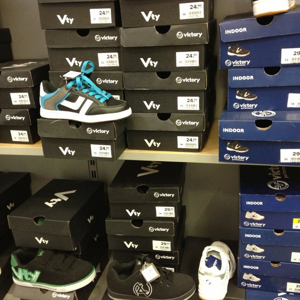 Dosenbach shoes 2025