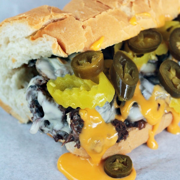 Foto diambil di Woody&#39;s Famous CheeseSteaks oleh Woody&#39;s Famous CheeseSteaks pada 7/27/2013