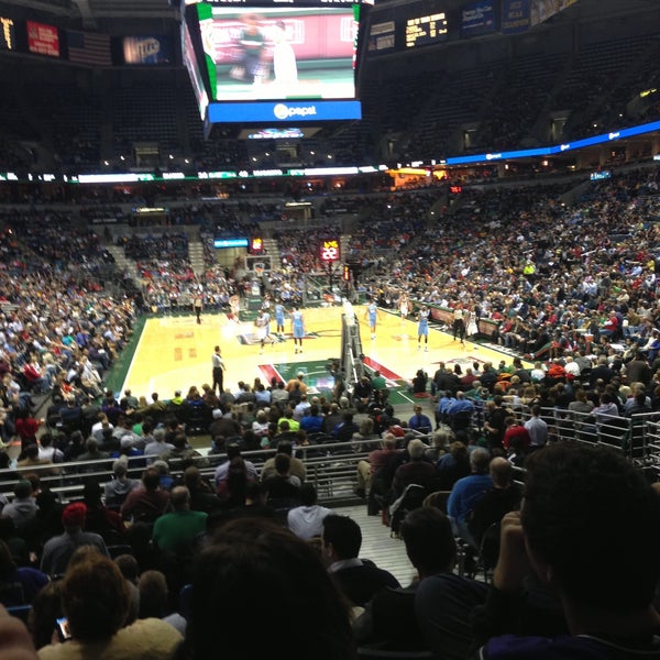 Foto tomada en BMO Harris Bradley Center  por Kelly el 4/16/2013