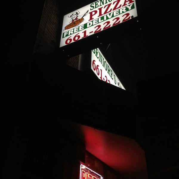 Photo taken at Seniore&#39;s Pizza by JohnnyAbsinthe on 6/23/2013
