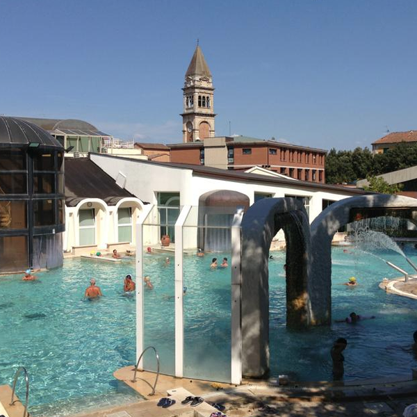 Wellness center surrounded by 37.5° outdoors swimming-pools! Casciana’s thermal waters were also known during medieval times. More about Thermal baths in Tuscany: http://bit.ly/1p7Nk3I