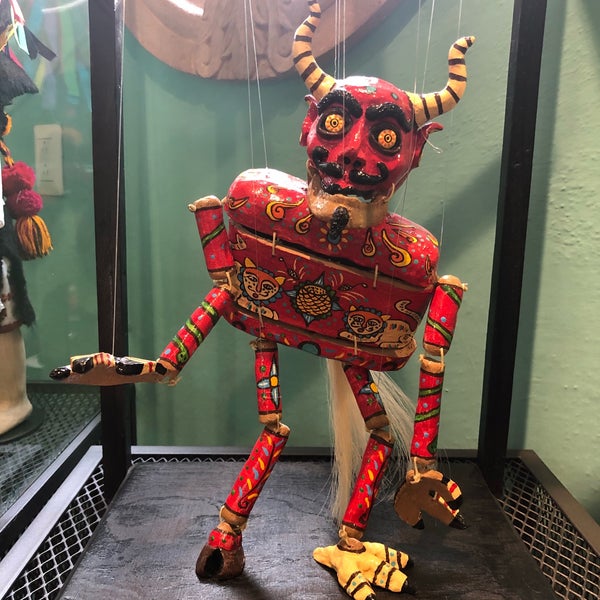 Photo taken at La Esquina, Museo del Juguete Popular Mexicano by Vanessa S. on 7/14/2018