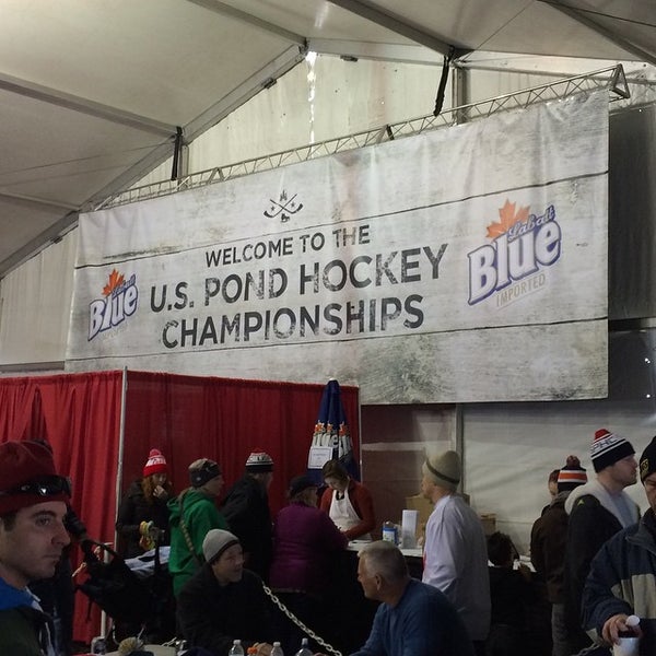 Foto tomada en U.S. Pond Hockey Championship  por Ken T. el 1/18/2015