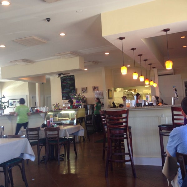 Foto tomada en Harbor View Cafe  por Julia el 3/1/2014