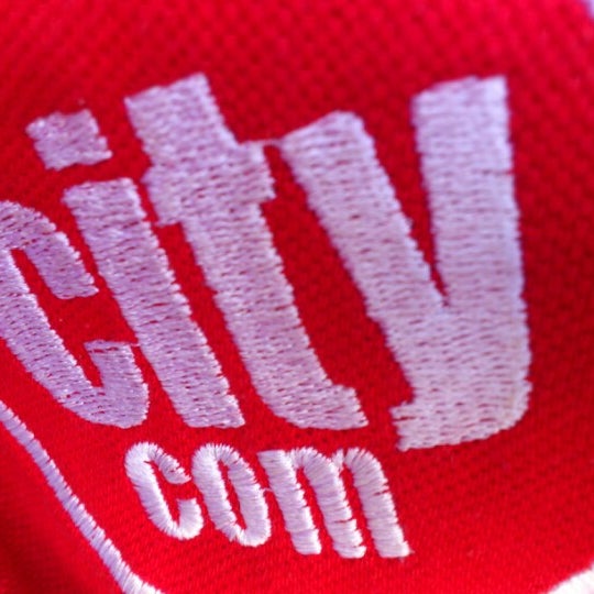 รูปภาพถ่ายที่ City.com โดย Ruslan K. เมื่อ 9/16/2012