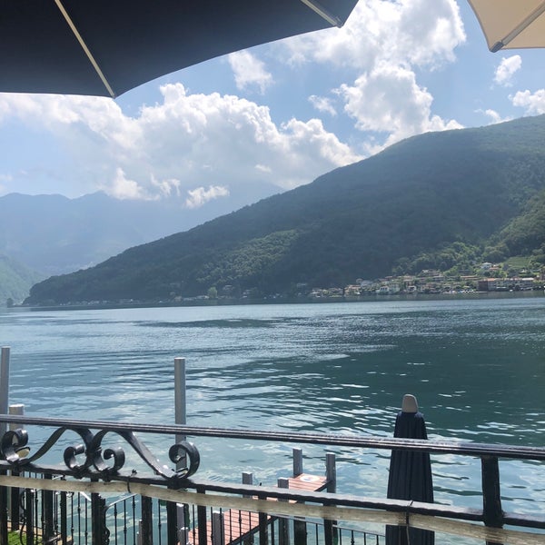รูปภาพถ่ายที่ Swiss Diamond Hotel Lugano โดย Abdulaziz B. เมื่อ 6/12/2019