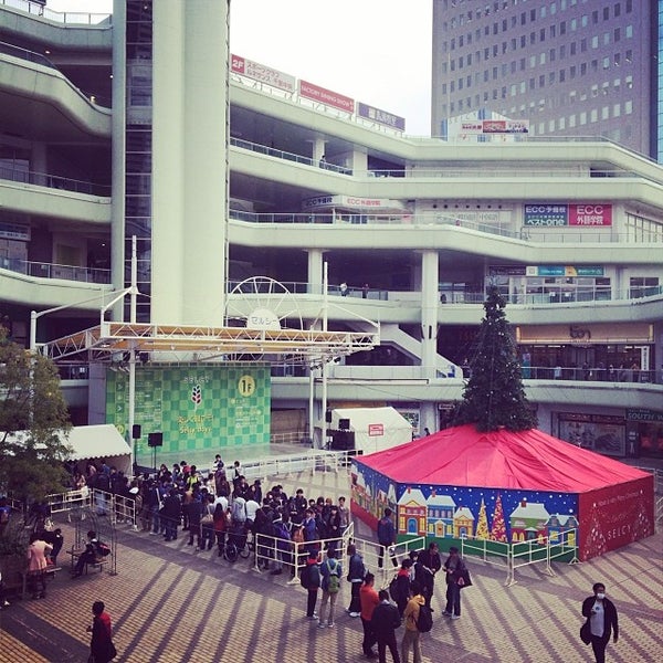 セルシー広場 閉業 屋外イベントスペース セルシー広場 閉業 屋外イベントスペース