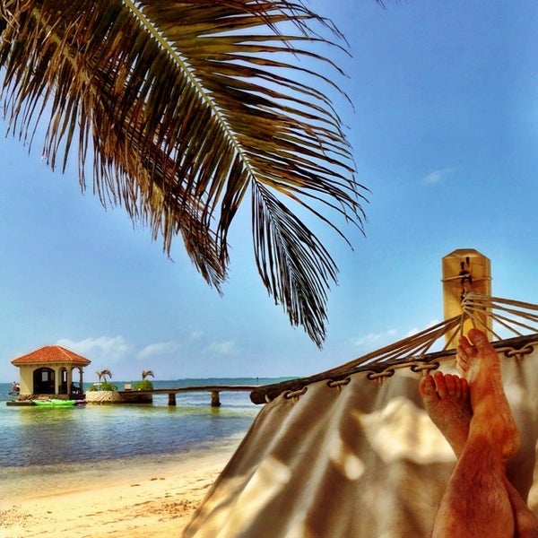 7/10/2014 tarihinde Jeff G.ziyaretçi tarafından Coco Beach Resort'de çekilen fotoğraf