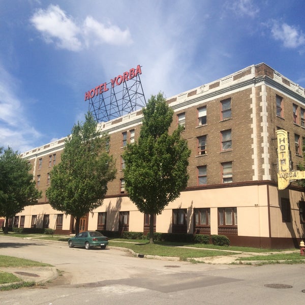 Hotel Yorba - Mexicantown - Southwest Detroit - 2 tips