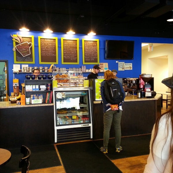 4/12/2014에 E-man M.님이 Overflow Coffee Bar에서 찍은 사진