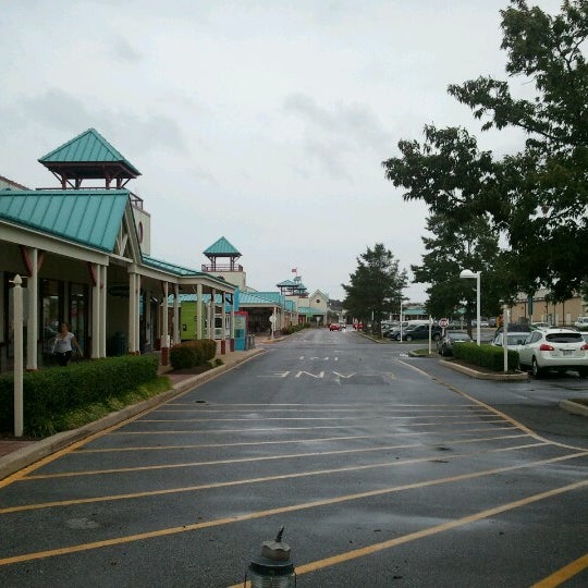 Photo taken at Tanger Outlets Rehoboth Beach by Elliot on 9/18/2012