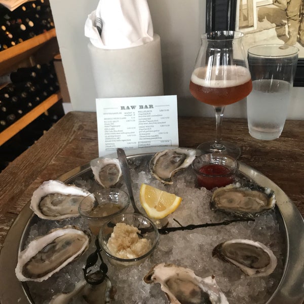 Photo taken at Henlopen City Oyster House by Jared on 8/28/2018