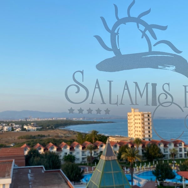 Photo prise au Salamis Bay Conti Resort Hotel par Bani T. le11/10/2022