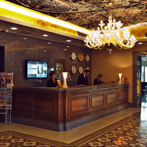 9/20/2012にCan A.がSuadiye Hotelで撮った写真
