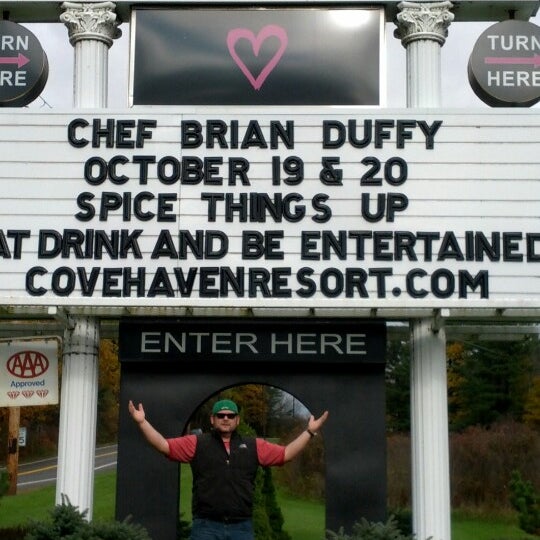 Foto tirada no(a) Cove Haven Entertainment Resorts por B-Duff em 10/19/2012
