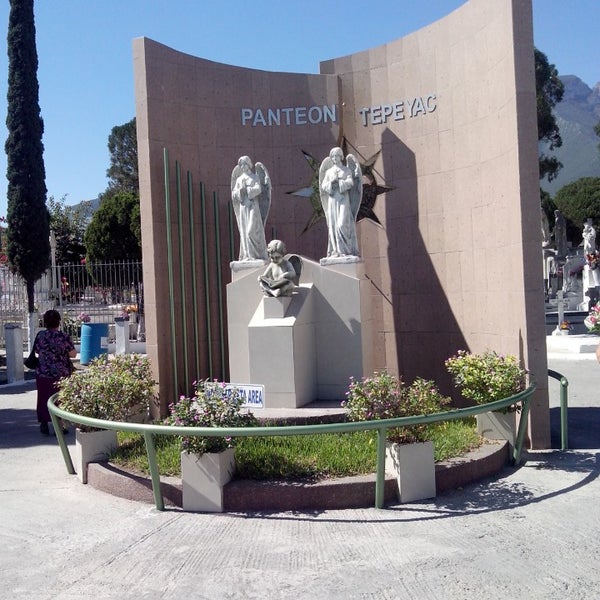 Fotos en Panteón Tepeyac Cementerio en Monterrey