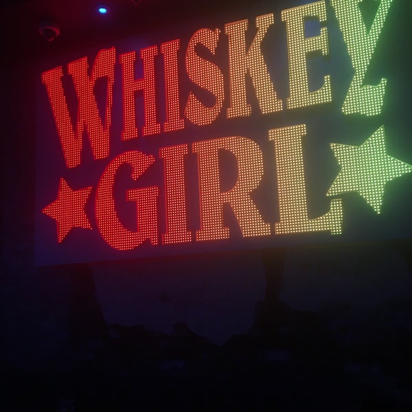 Foto tirada no(a) Whiskey Girl por Luis A. em 9/4/2016