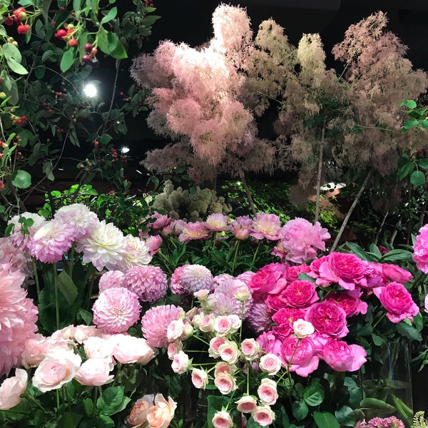 Photos At 青山フラワーマーケット Now Closed Flower Shop In 恵比寿