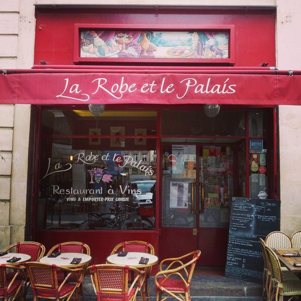 La Robe et le Palais Wine Bar