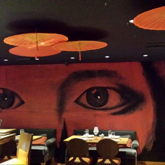 5/27/2014 tarihinde Fergus H.ziyaretçi tarafından Baku Restaurant'de çekilen fotoğraf
