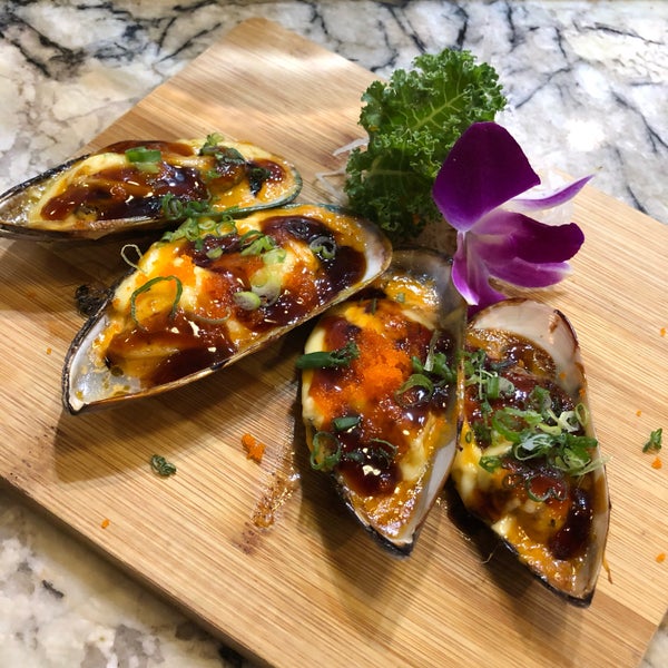 Foto diambil di Eurasia Sushi Bar &amp; Seafood oleh Martin G. pada 4/13/2019