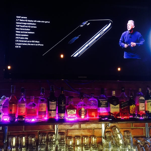 9/7/2016에 Denis N.님이 XAMbl Bar &amp; Lounge에서 찍은 사진