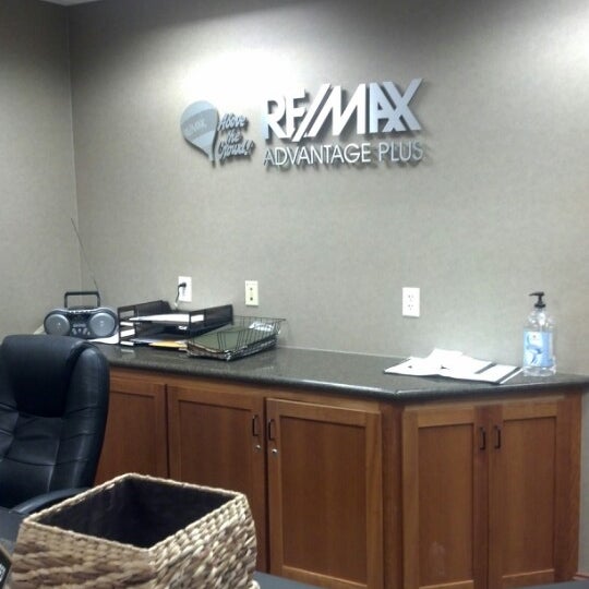 RE/MAX Advantage Plus 1 tip from 41 visitors