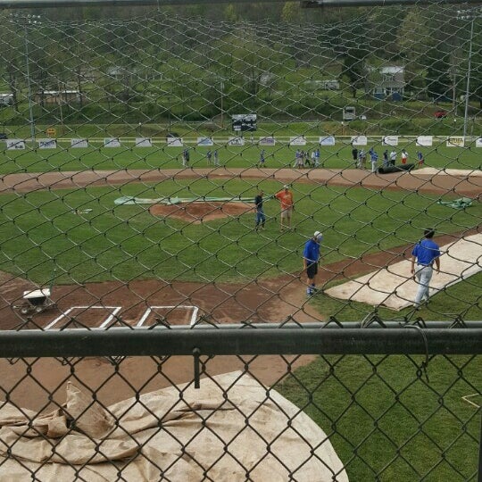 sue-morris-sports-complex-glenville-wv