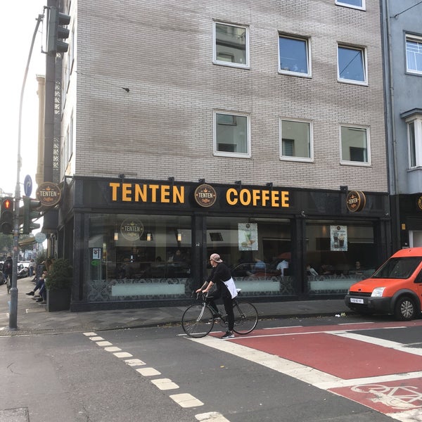 Das Foto wurde bei TENTEN Coffee von Jeff T. am 9/24/2017 aufgenommen