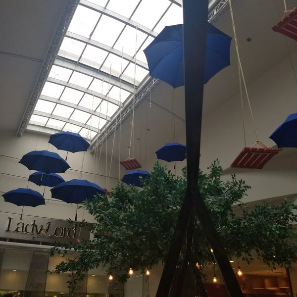 6/18/2018 tarihinde Andreia A.ziyaretçi tarafından Shopping Mueller'de çekilen fotoğraf
