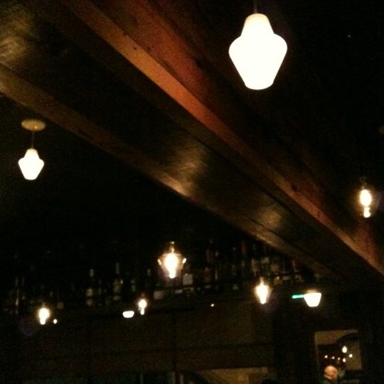 Photo taken at Social Club Restaurant &amp; Bar by Elisandro B. on 3/24/2013