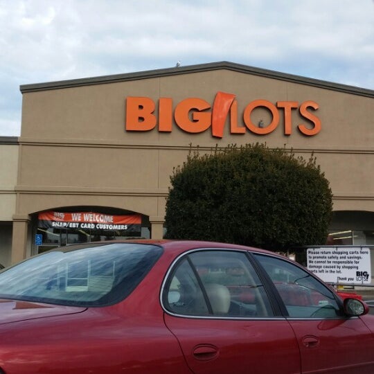 Big Lots (Now Closed) Downtown West Sacramento 0 tips