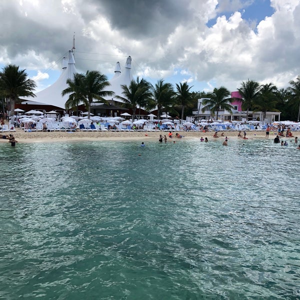 Photo taken at Playa Mia Grand Beach Park by Ezequiel P. on 9/6/2019