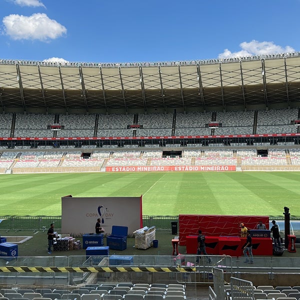 Foto tomada en Estádio Governador Magalhães Pinto (Mineirão)  por Ezequiel P. el 10/26/2022